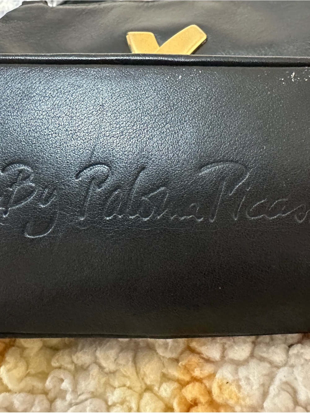 By Paloma Picasso Black Leather Shoulder Bag Gold Logo Italy - Picture 2 of 3